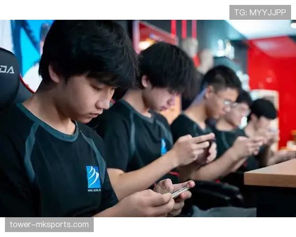 苏西·苏桑托成功击败方铢贤，书写电竞新传奇