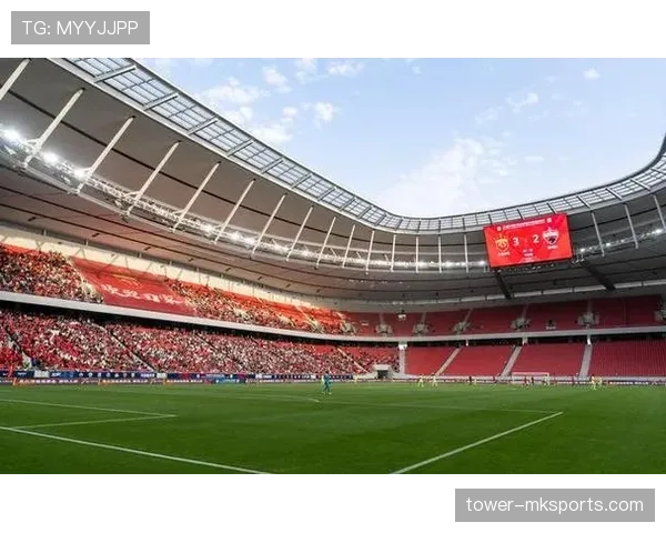 浦东足球场迎战新赛季,中超赛事点燃球迷热情