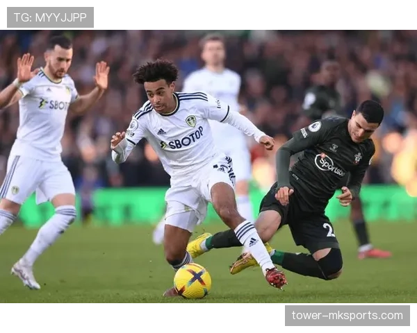 英超本土新星表现稳健,备受关注的未来足球新潮流引领者 英超本土新星表现稳健,备受关注的未来足球新潮流引领者